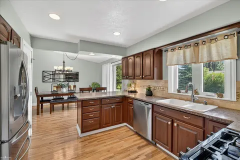 1012 Wood Court, Owosso MI 48867 photo 5