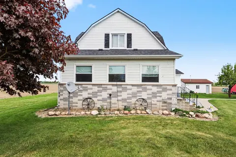 2798 N Tower Beach Road, Pinconning MI 48650 photo 2