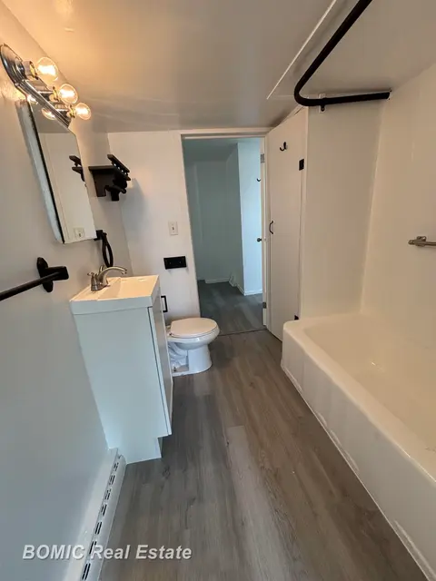106 S Chilson Street, Bay City MI 48706 photo 4