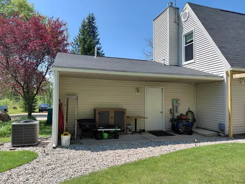 3751 E Townline Lake Road, Harrison MI 48625 photo 4