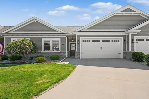 609 Breaker Cove Drive, Bay City MI 48708 photo 1