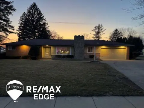 2809 S Outer Drive, Saginaw MI 48601 photo 3