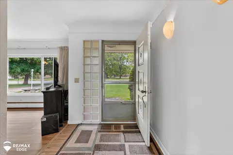 2809 S Outer Drive, Saginaw MI 48601 photo 5