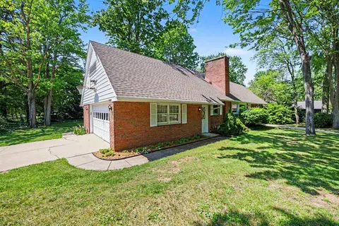 5609 Evergreen Street, Midland MI 48642 photo 2