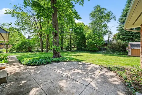 5609 Evergreen Street, Midland MI 48642 photo 3