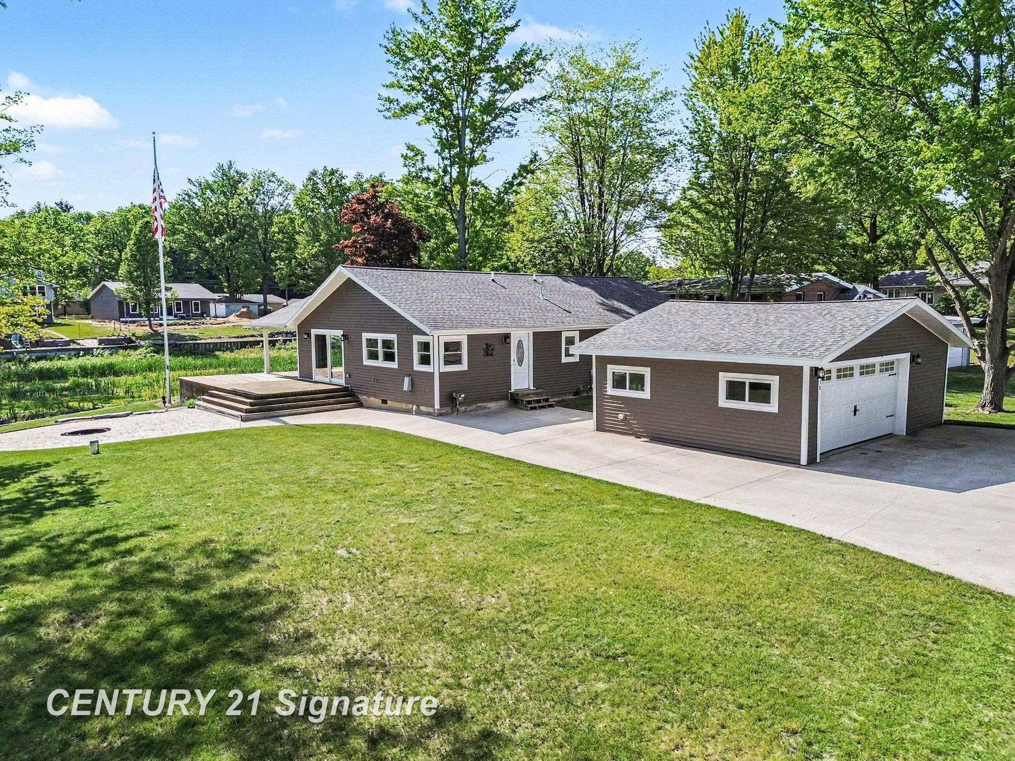 5458 Oakridge Drive, Beaverton MI 48612 photo 1