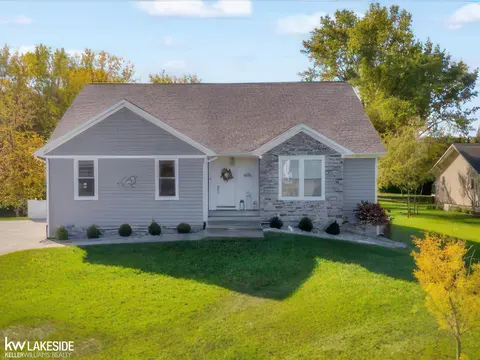 6695 West Street, Caseville MI 48725 photo 2