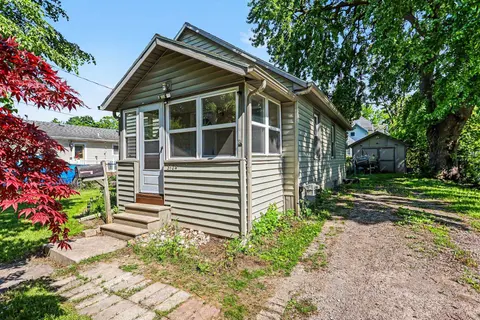 3104 N Van Buren Street, Bay City MI 48708 photo 2