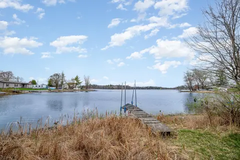 1521 E Pratt Lake Road, Gladwin MI 48624 photo 1
