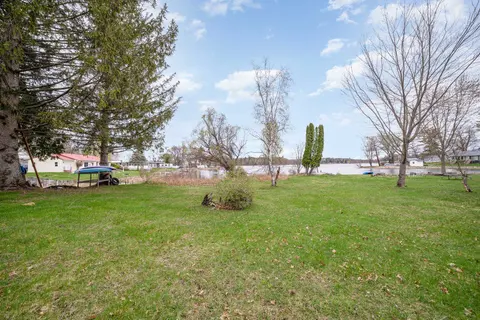 1521 E Pratt Lake Road, Gladwin MI 48624 photo 2