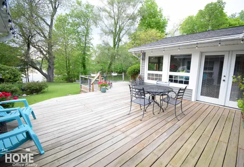 1910 Lake Court, Owosso MI 48867 photo 5