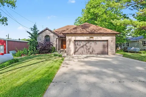 5531 N Clarence Court, Sanford MI 48657 photo 4