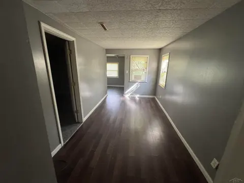 1840 Ribble Street, Saginaw MI 48601 photo 3