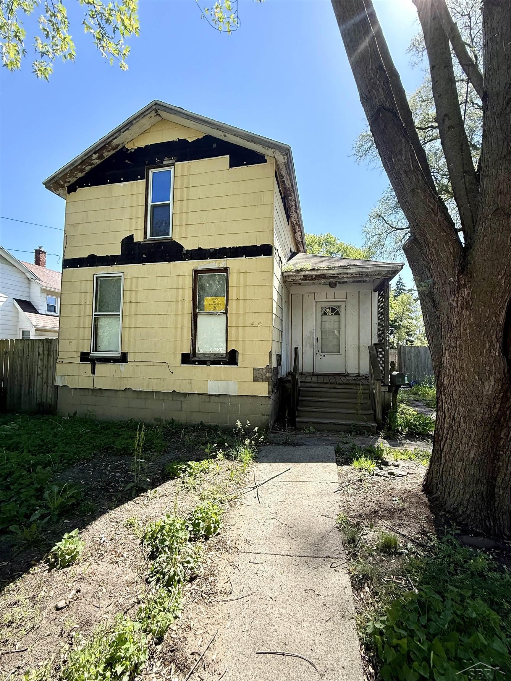 2414 Hermansau Street, Saginaw MI 48602 photo 1