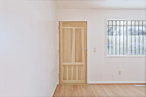 2431 Ledyard Street, Saginaw MI 48601 photo 2