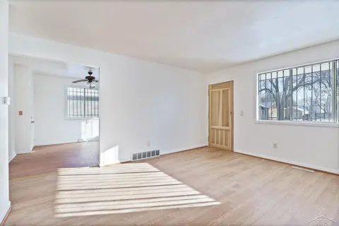2431 Ledyard Street, Saginaw MI 48601 photo 5
