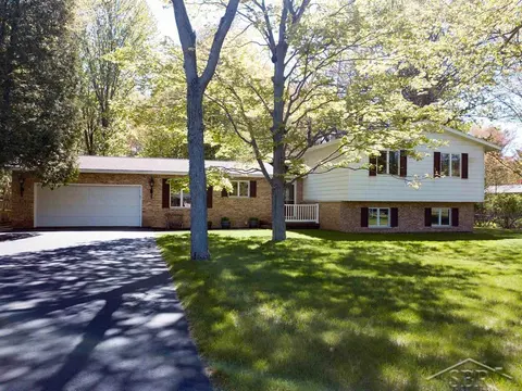 723 S Osborne Drive, Midland MI 48640 photo 2