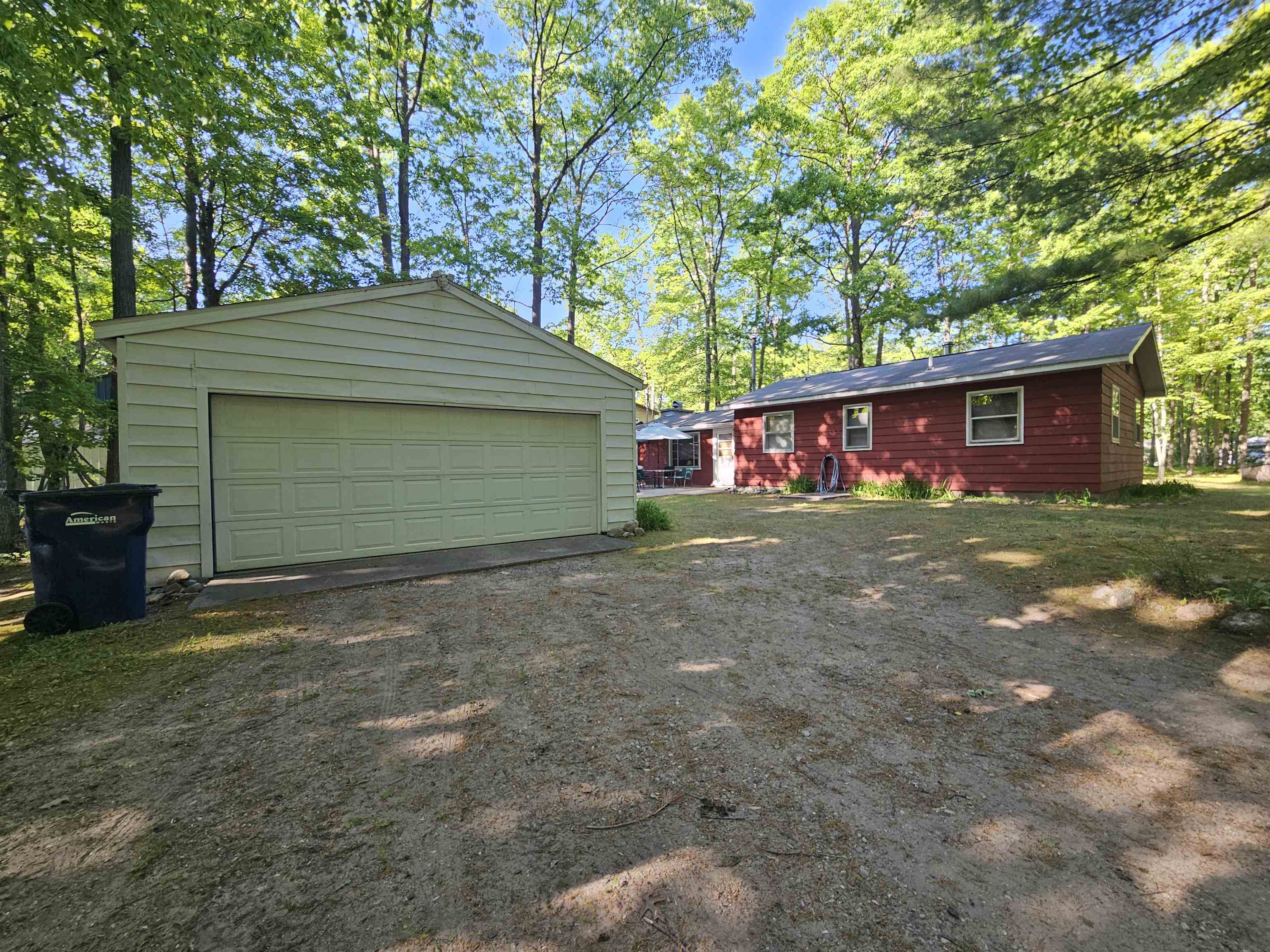 515 Coleman Street, Harrison MI 48625 photo 1