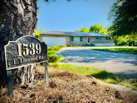 1539 E Linwood Road, Linwood MI 48634 home for sale