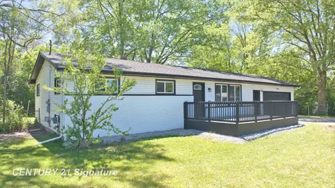5062 Akron Street, Saginaw MI 48601 photo 2