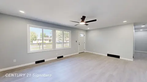 5062 Akron Street, Saginaw MI 48601 photo 5