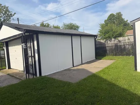 616 S 21st Street, Saginaw MI 48601 photo 2