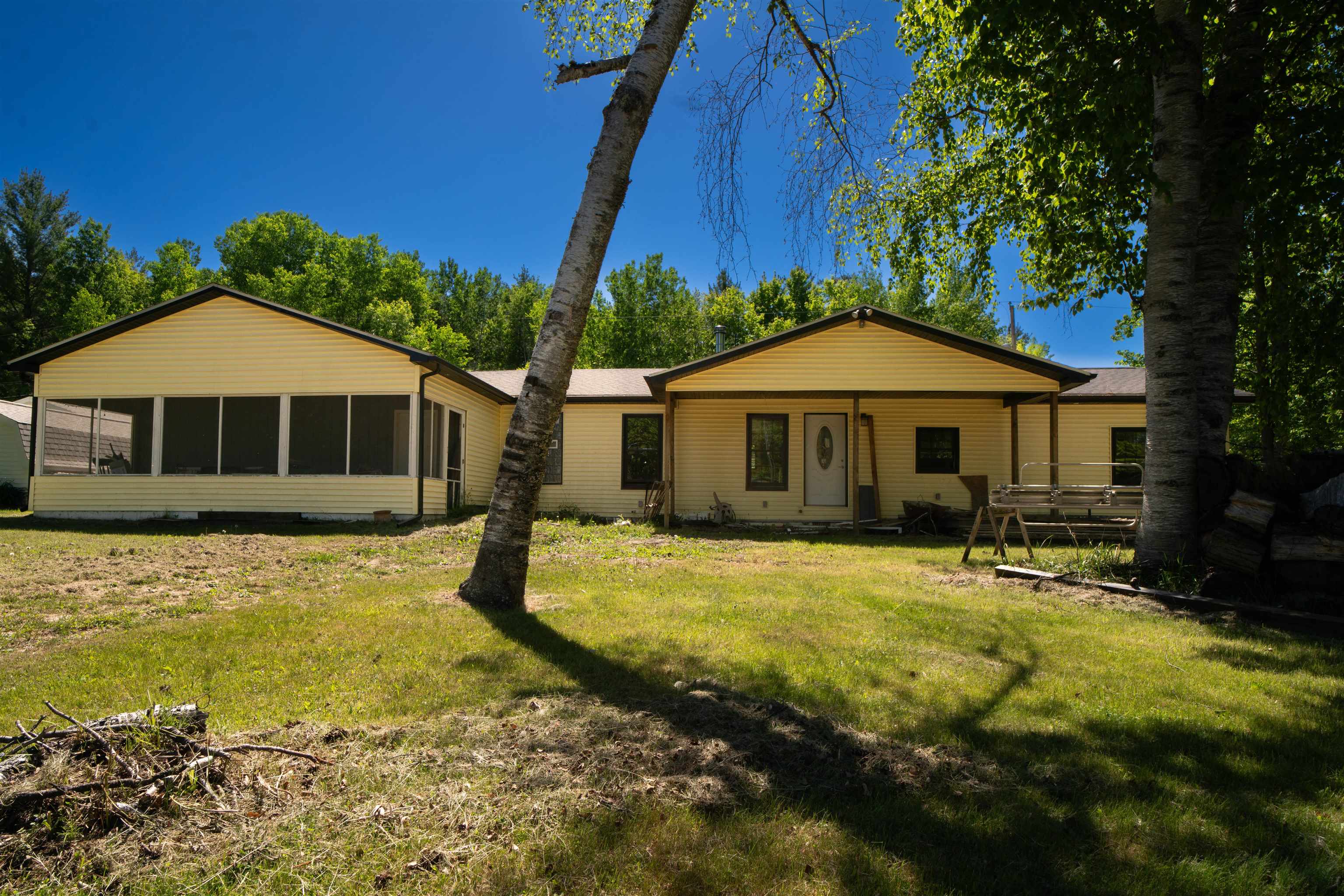 3185 Lakeshore Drive, Gladwin MI 48624 photo 1