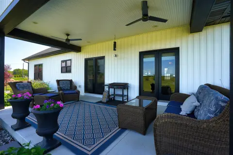 184 Queens Creek Drive, Frankenmuth MI 48734 photo 4