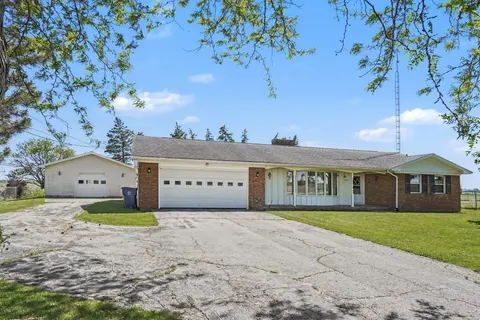 4925 W Freeland Rd Road, Saginaw MI 48604 photo 1