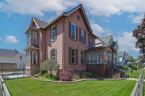 601 N Van Buren Street, Bay City MI 48708 photo 2