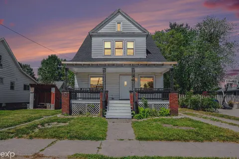 1708 S Chilson Street, Bay City MI 48706 photo 1