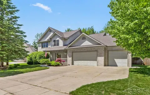 403 Shirewood Lane, Midland MI 48642 photo 1