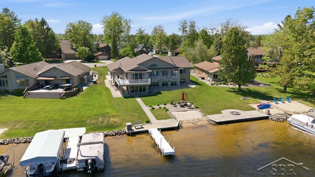 4984 Dunbar Court, Gladwin MI 48624 photo 1