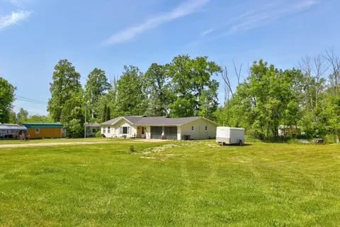 2080 S Sheridan Road, Caro MI 48723 photo 2