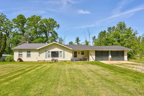 2080 S Sheridan Road, Caro MI 48723 photo 3