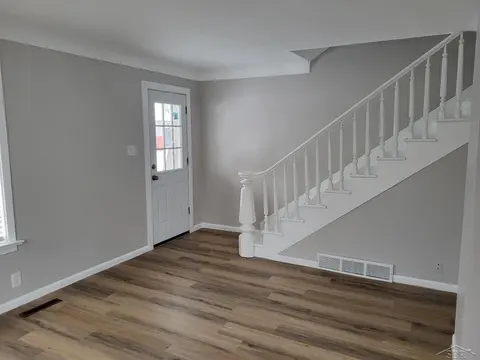 721 Lyon Street, Saginaw MI 48602 photo 3