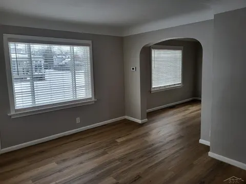 721 Lyon Street, Saginaw MI 48602 photo 5