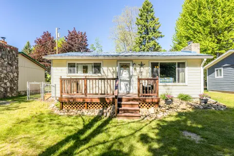 4300 N Grandview Drive, Deckerville MI 48427 photo 2