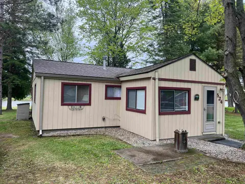 524 Hilo Road, Gladwin MI 48624 photo 4