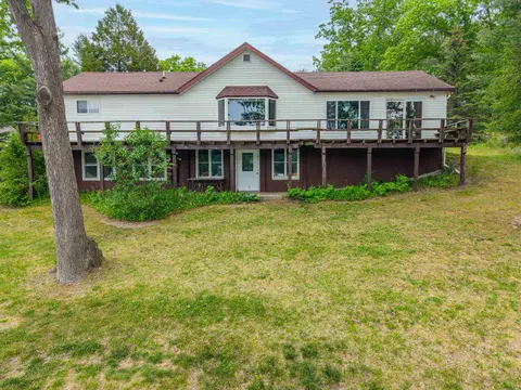 3152 Van Deusen Road, Harrison MI 48625 photo 2