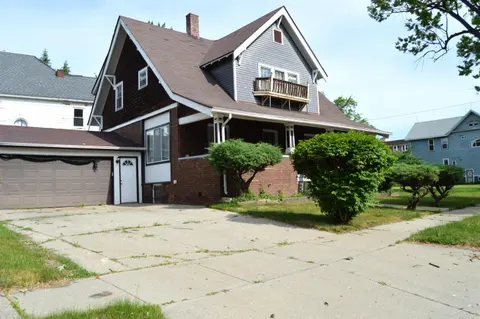 525 Owen Street, Saginaw MI 48607 photo 2