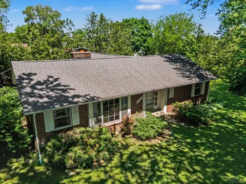 4270 Shattuck Road, Saginaw MI 48603 photo 5