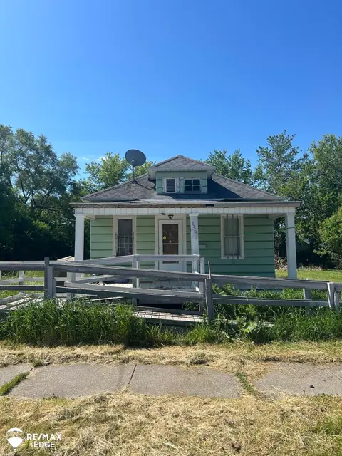 3326 Ruckle Street, Saginaw MI 48601 home for sale