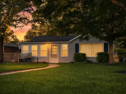 735 Pleasant Shores Street, Gladwin MI 48624 photo 1