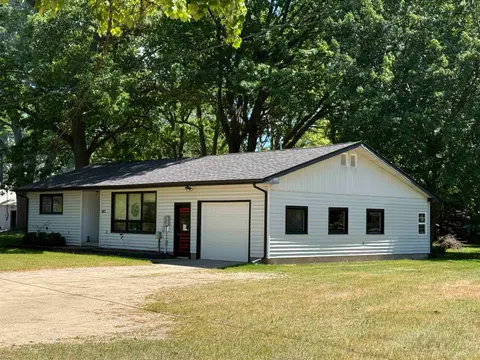 182 E M-61 Highway, Gladwin MI 48624 photo 1