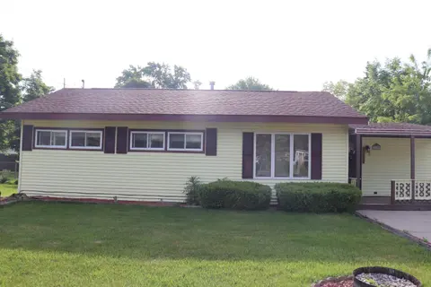 1100 Heavenridge Road, Essexville MI 48732 home for sale