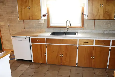 1100 Heavenridge Road, Essexville MI 48732 photo 4