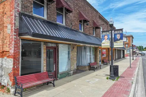111 N Shiawassee Upper Unit Street, Corunna MI 48817 photo 5