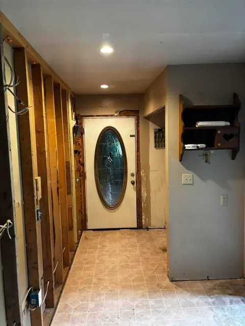 419 E Bradford Road, Midland MI 48640 photo 5