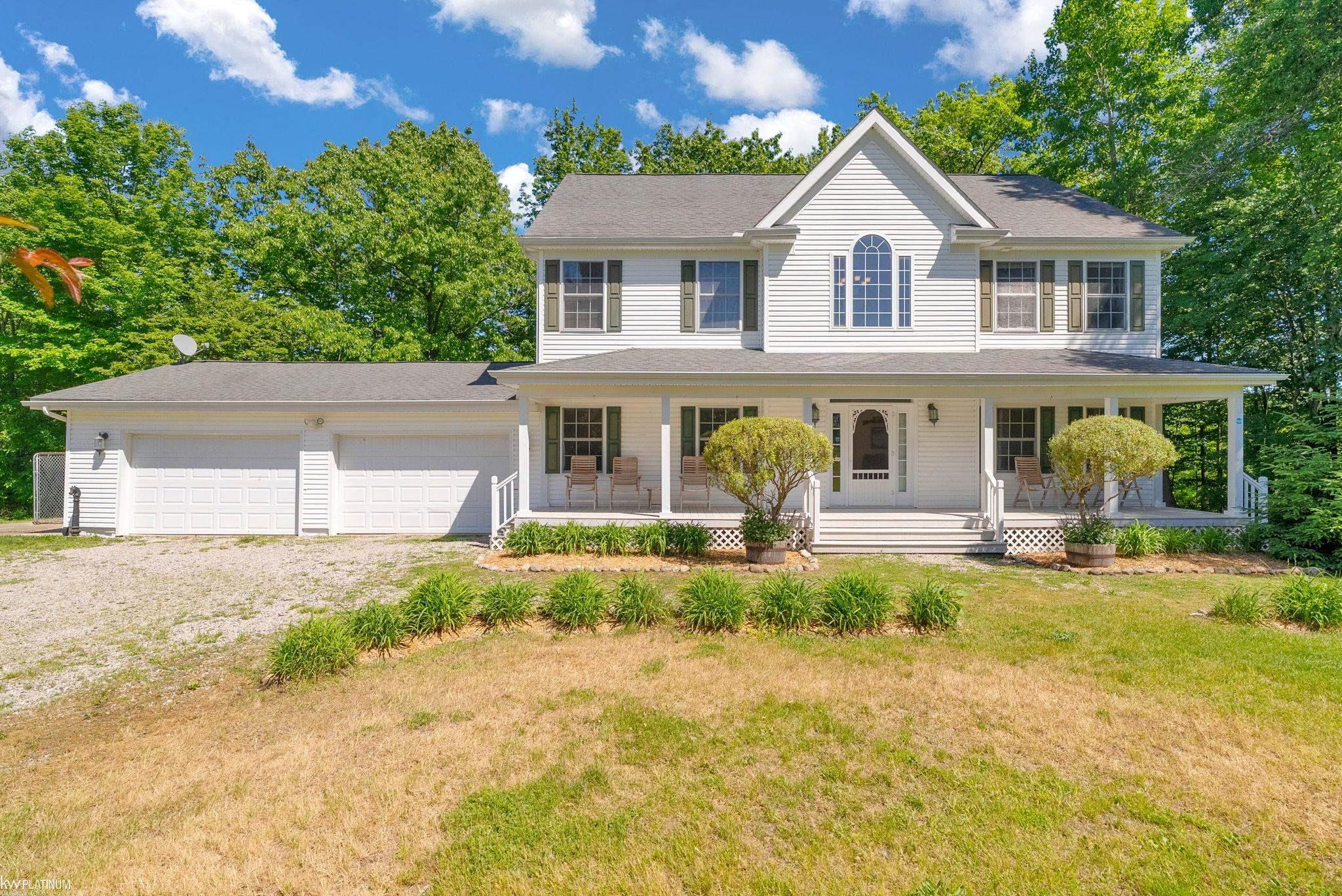 8211 Black River Road, Croswell MI 48422 photo 1
